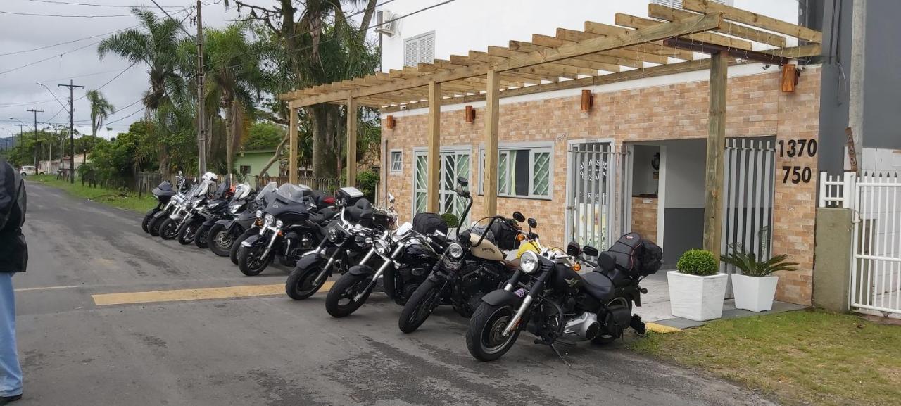 Hotel Pousada Girassol Matinhos Luaran gambar